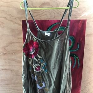 Embroidered floral green tank!